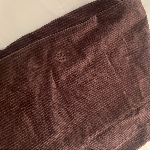 Lululemon Scuba MR Ribbed Wide-Leg Pants - Picture 7 of 8